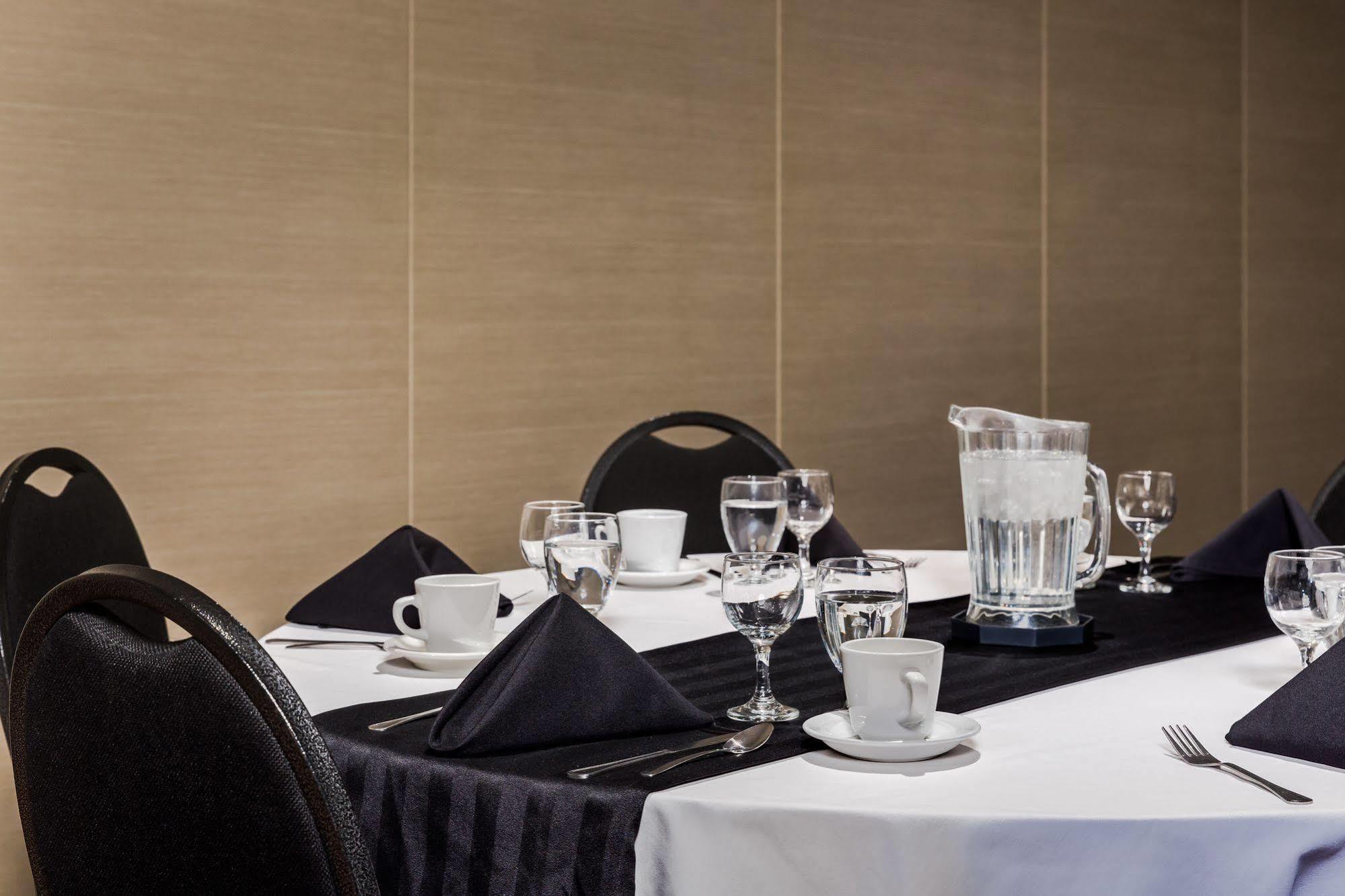 Heritage Inn Hotel & Convention Centre - Moose Jaw Luaran gambar
